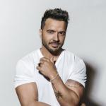 artist image Luis Fonsi, Cali Y El Dandee Ley De Gravedad Ley De Gravedad
